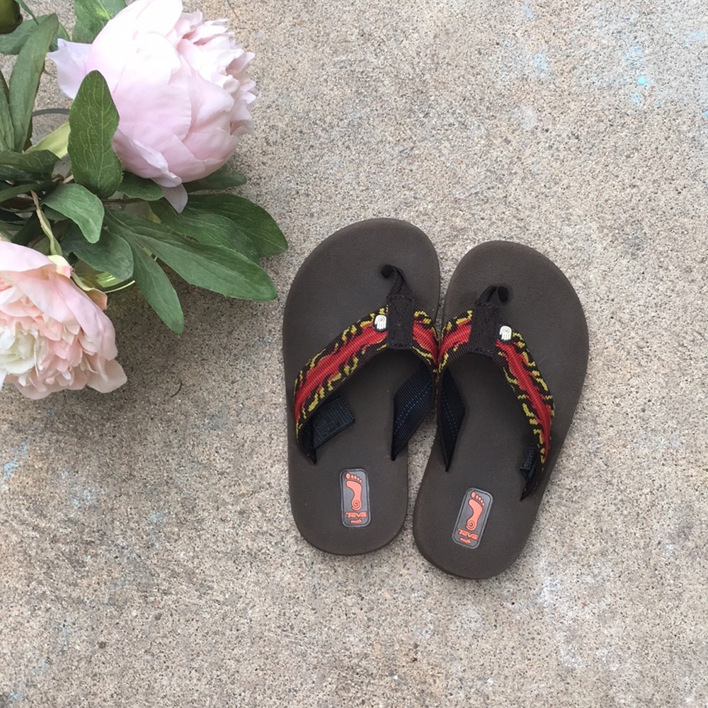 Teva mush Flip Flops